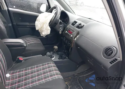 2013 Suzuki Sx4 Premium z USA, uszkodzony, nr VIN JS2YB5A37D6101029